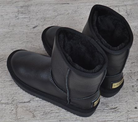 Купить Угги кожаные женские зимние сапоги черные Leather boots фото, в интернет-магазине обуви Nanogu.com.ua Днепр, Киев, Полтава, Чернигов, Харьков, Запорожье, Украина