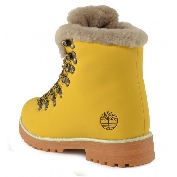 Желтые зимние ботинки